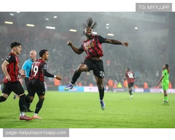 曼城薪资总额2.3亿英镑领跑英超 利物浦1.55亿支出效率引热议